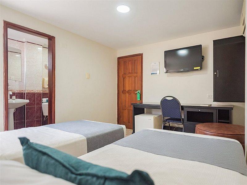 Hotel Rivera Del Mar バランキージャ エクステリア 写真