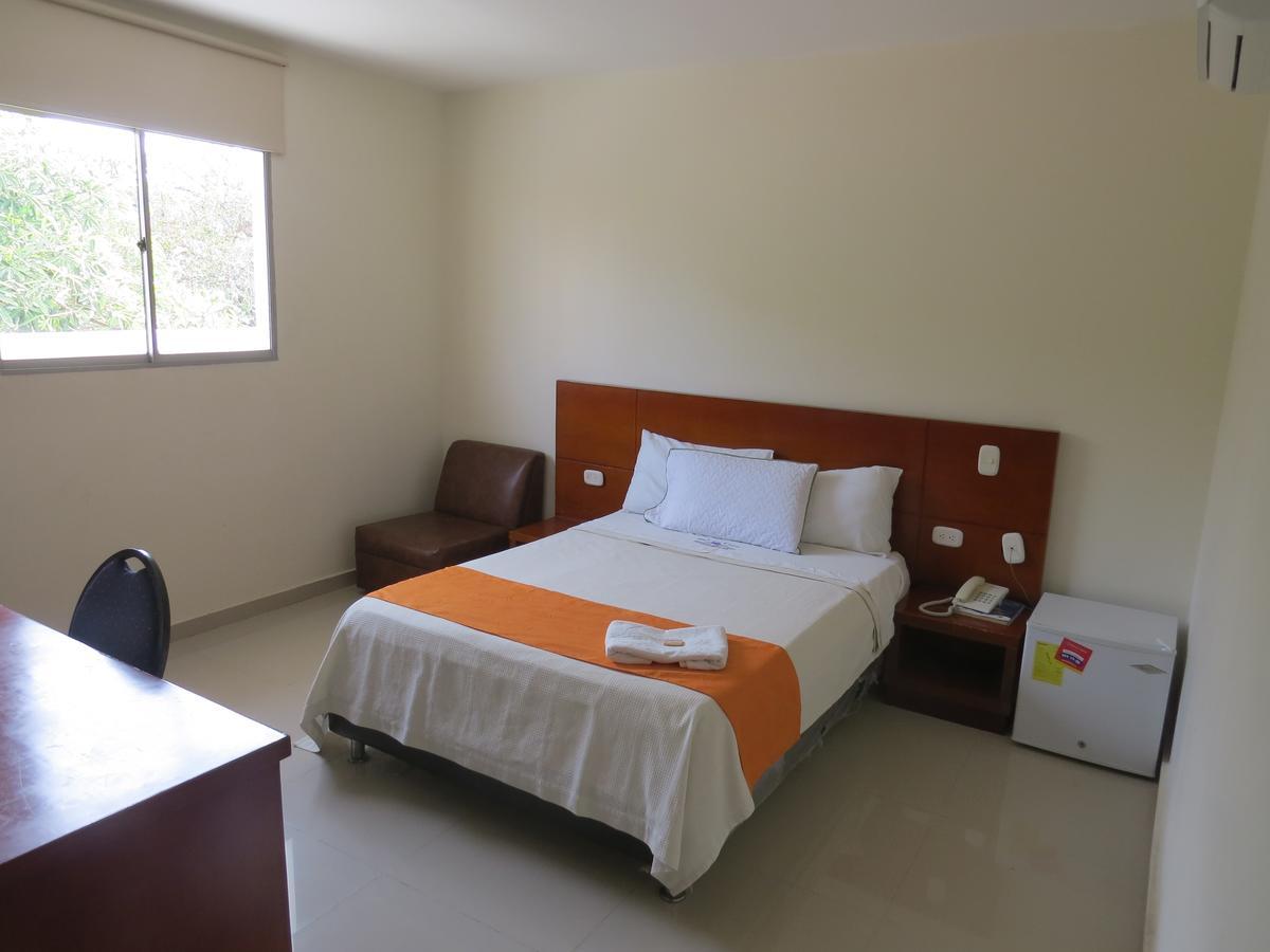 Hotel Rivera Del Mar バランキージャ エクステリア 写真